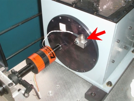 Location of input shaft accelerometer